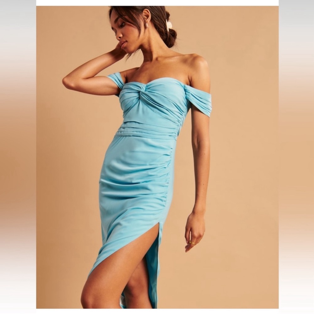 Abercrombie & Fitch Off-The-Shoulder Ruched Midi Dress in Turquoise